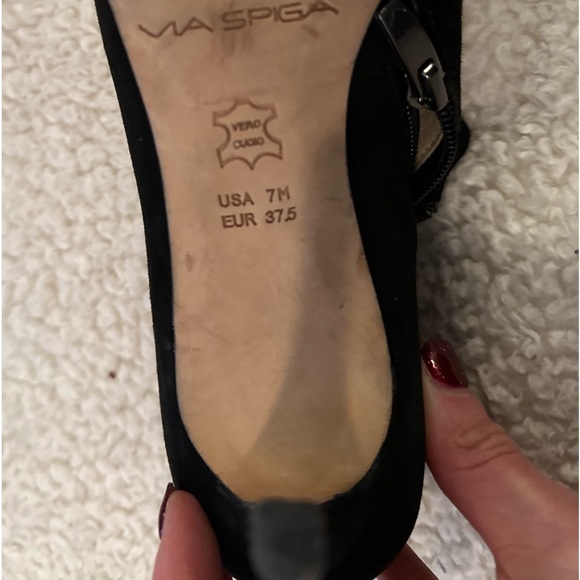 Via Spiga Black Suede Booties Size 7 - Picture 3 of 3